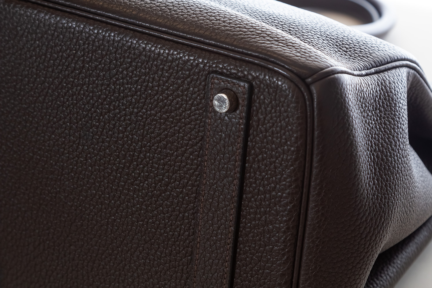 Tabac Clemence Leather Birkin 40 Gold Hardware, 2009, Handbags &  Accessories, 2021